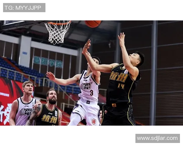 篮球评论：武汉篮球队的盯防得失